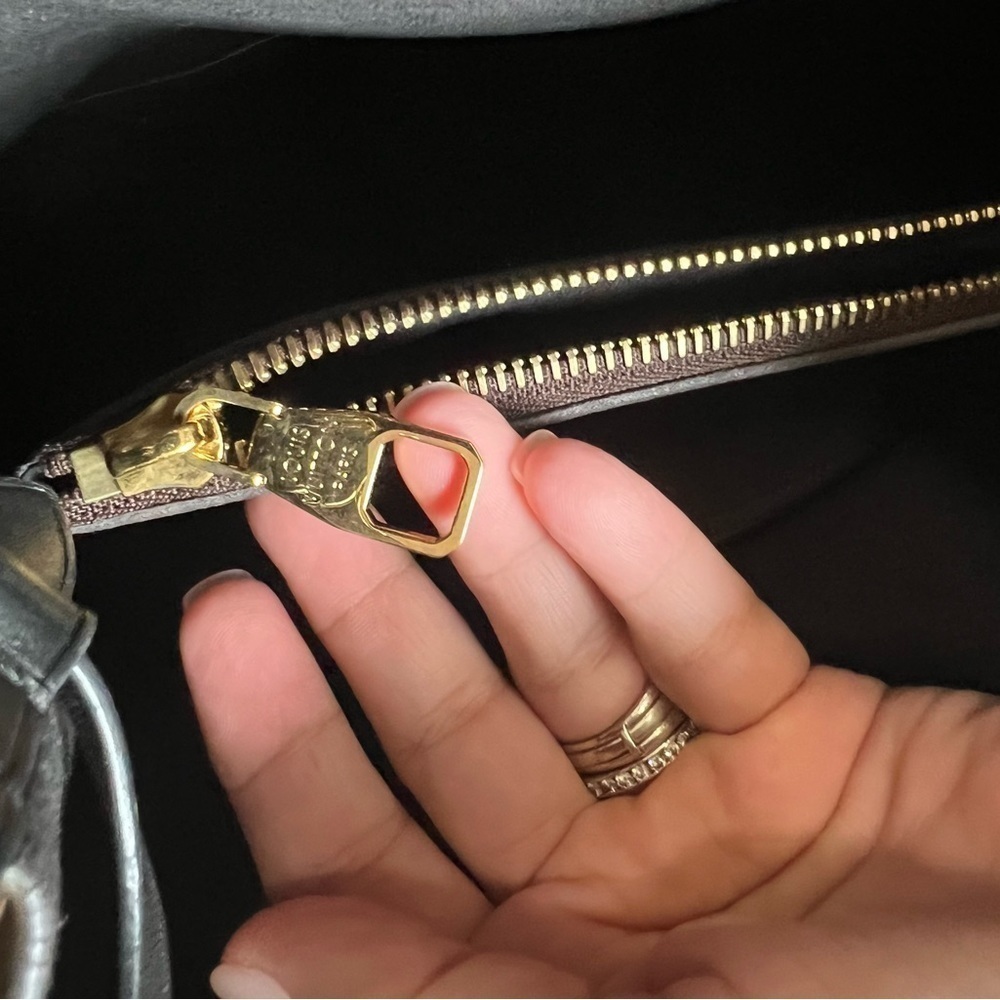 Louis Vuitton Neo Noe MM in excellent condition. - Picture 9 of 16